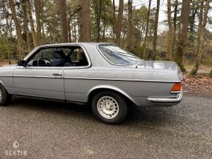 Mercedes-Benz 230ce W123 - 1984