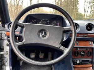 Mercedes-Benz 230ce W123 - 1984