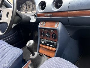 Mercedes-Benz 230ce W123 - 1984