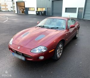 Jaguar XKR RHD - 2001