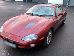 Jaguar XKR RHD - 2001