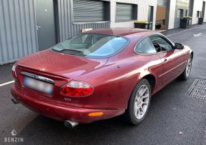 Jaguar XKR RHD - 2001