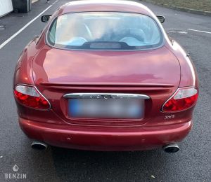 Jaguar XKR RHD - 2001