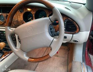 Jaguar XKR RHD - 2001