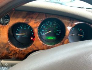 Jaguar XKR RHD - 2001