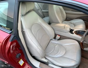 Jaguar XKR RHD - 2001