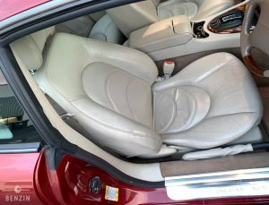 Jaguar XKR RHD - 2001