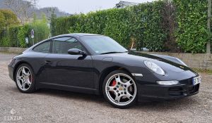 Porsche 911 type 997 Carrera S - 2005