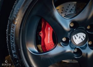 Porsche 911 type 996 Carrera 4S - 2005