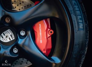 Porsche 911 type 996 Carrera 4S - 2005