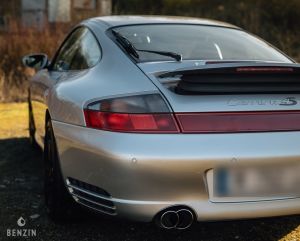 Porsche 911 type 996 Carrera 4S - 2005