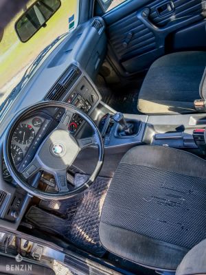 BMW 318i e30 1ère main - 1984