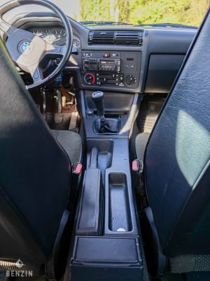 BMW 318i e30 1ère main - 1984