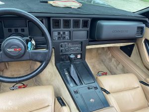 Chevrolet Corvette C4 Indy 500 Pace Car - 1986