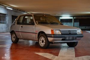 Peugeot 205 XT - 1985