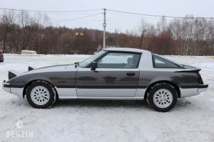 Mazda RX7 - 1984