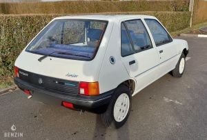 Peugeot 205 Junior - 1989