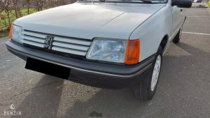 Peugeot 205 Junior - 1989