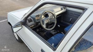 Peugeot 205 Junior - 1989