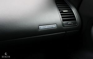 Audi R8 V10 manual - 2009