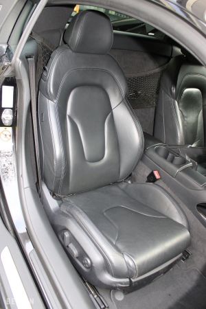 Audi R8 V10 manual - 2009