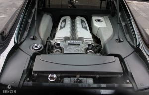 Audi R8 V10 manual - 2009