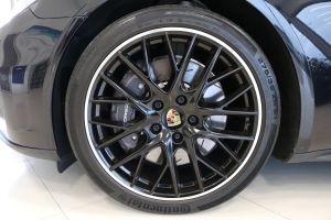 Porsche Panamera 4 Sport Turismo PDK - 2019