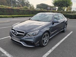 Mercedes-Benz E63 AMG - 2010