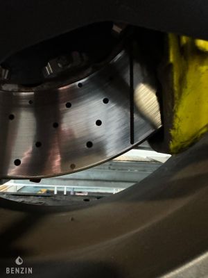 Mercedes-Benz E63 AMG - 2010