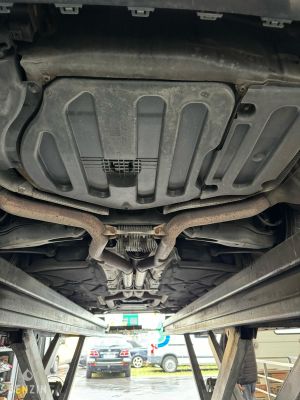 Mercedes-Benz E63 AMG - 2010