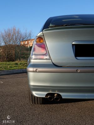 BMW 325ti e46 - 2001
