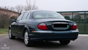 Jaguar S-Type 4.2 V8 - 2002