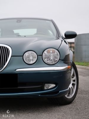 Jaguar S-Type 4.2 V8 - 2002