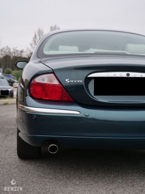 Jaguar S-Type 4.2 V8 - 2002