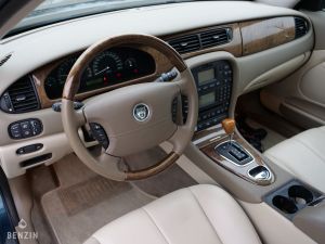 Jaguar S-Type 4.2 V8 - 2002