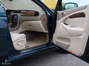 Jaguar S-Type 4.2 V8 - 2002