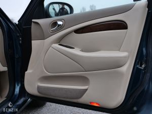 Jaguar S-Type 4.2 V8 - 2002