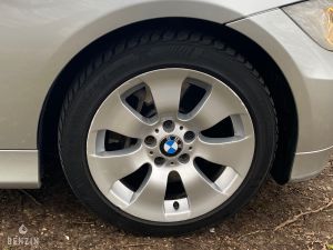 BMW 335Xi e91 - 2008