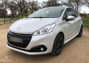Peugeot 208 GTI - 2017