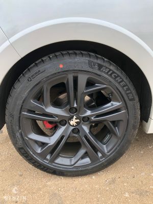 Peugeot 208 GTI - 2017