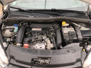 Peugeot 208 GTI - 2017