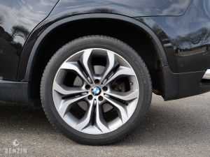 BMW X6 50i xDrive - 2012