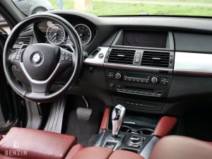 BMW X6 50i xDrive - 2012