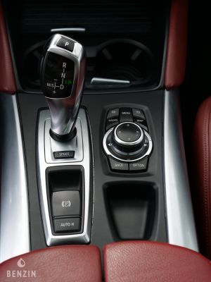 BMW X6 50i xDrive - 2012