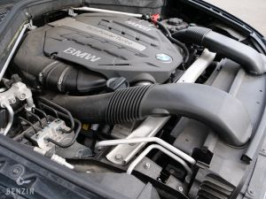 BMW X6 50i xDrive - 2012