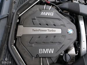 BMW X6 50i xDrive - 2012