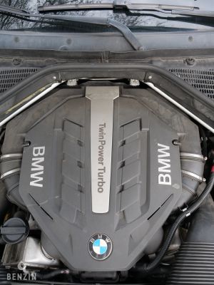 BMW X6 50i xDrive - 2012