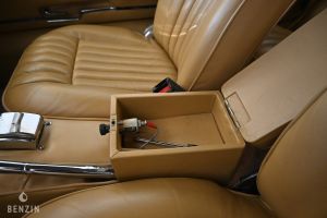 Jaguar E-Type 4.2 FHC 2+2 - 1972