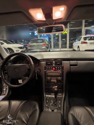 Mercedes-Benz E55 AMG W210 - 1999