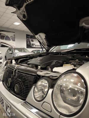 Mercedes-Benz E55 AMG W210 - 1999